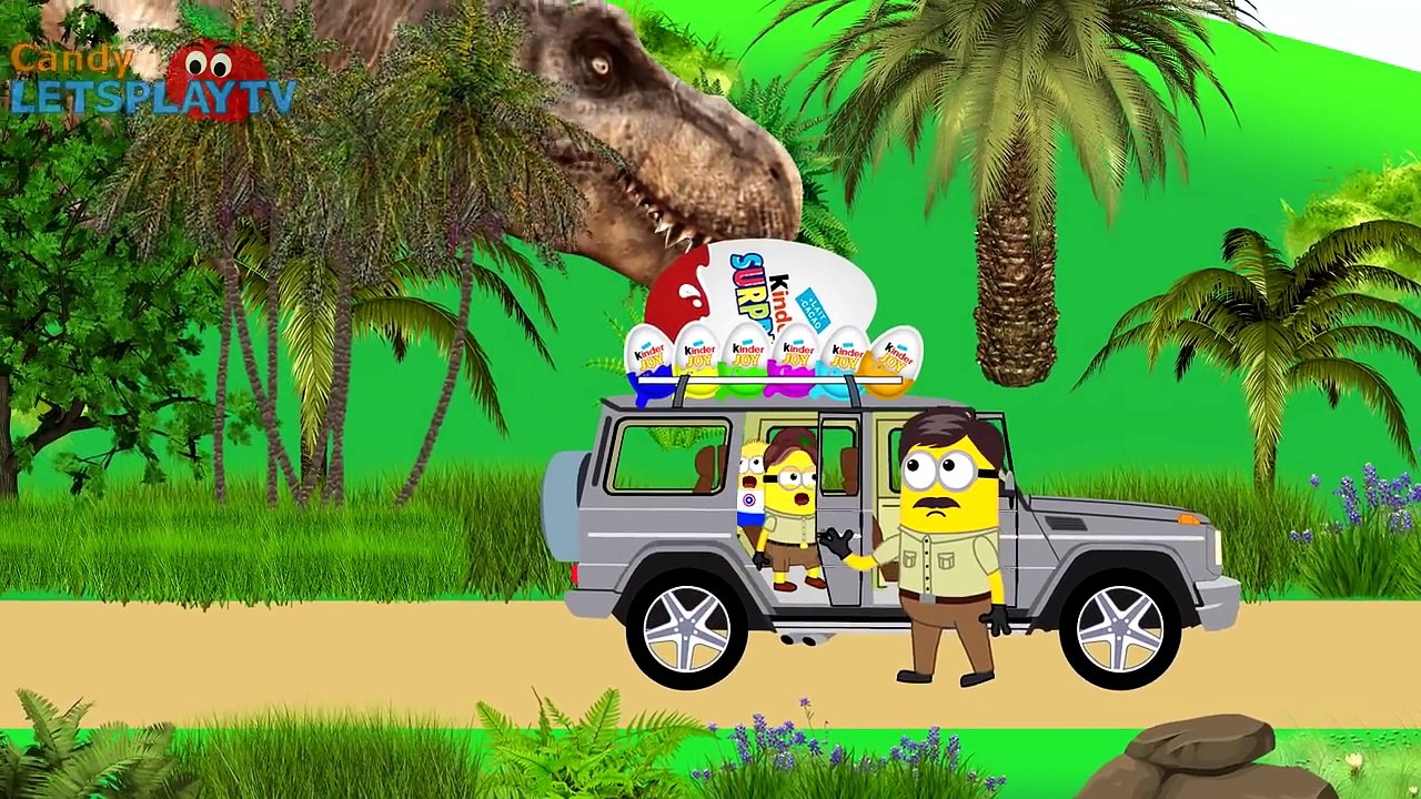 Banana Family Gets Stuck in Mud Funny COW helped! Finger Family Song