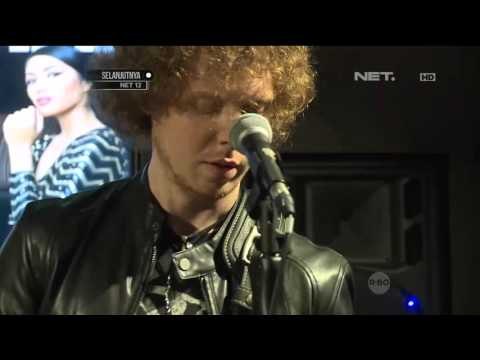 Agni Pratistha Merasa Lebih Percaya Diri Tampil Botak