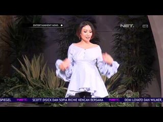 Download Video: Meski Hamil dengan Usia 8 Bulan, Ayu Dewi Menjadi Model Catwalk