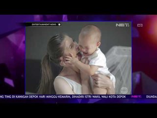 Kesukaan Mikaila Berfoto Bersama Sang Buah Hati Di Rumah