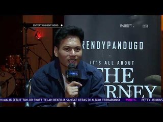 Video herunterladen: Rendy Pandugo dan Isyana Berkolaborasi