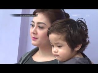 Jonathan Frizzy Daftarkan Buah Hatinya Ke Sekolah GYM Khusus Bayi