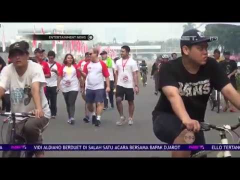 Keseruan Pemain Warkop DKI Reborn di Acara Car Free Day