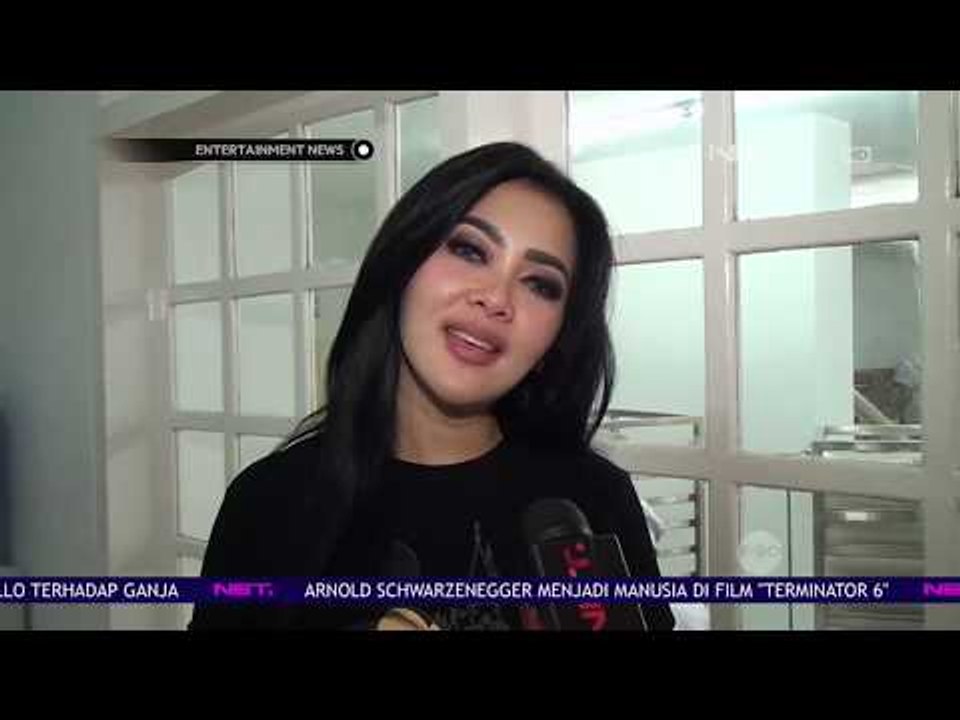 Syahrini Memantau Bisnis Kuenya