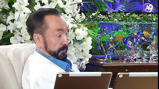Adnan Oktar “Tayyip Erdoğan’ı destekliyor musunuz?” sorusuna nasıl cevap verdi