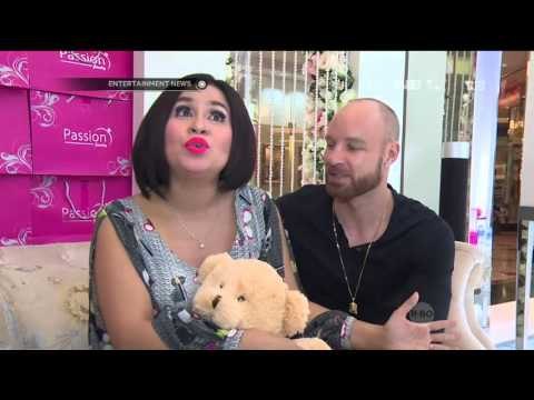 Tyson Berikan Kado Spesial untuk Melaney Ricardo