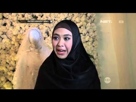 Oki Setiana Dewi Luncurkan Busana Pengantin Muslimah