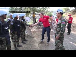 Daniel Craig Mengunjungi Cyprus Untuk Meninjau Proses Pembersihan Ranjau