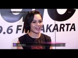 Andien bangga bisa berikan CD Album kepada Jokowi