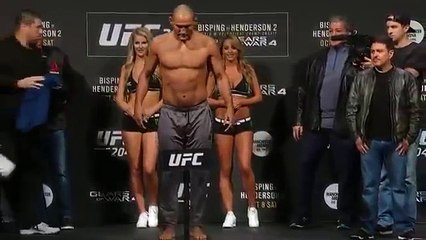 UFC 204: Encarada oficial entre Michael Bisping e Dan Henderson