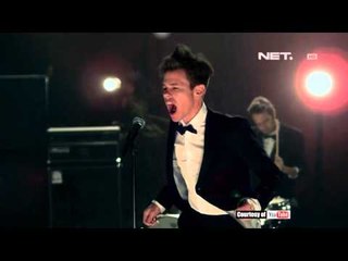 Entertainment News - Ulang tahun Nate Ruess dan Michael Bolton