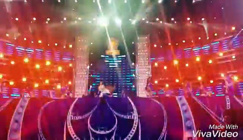 Urvashi Rautela Mind Blowing Performance In Umang Award Show By Ayesha Khan