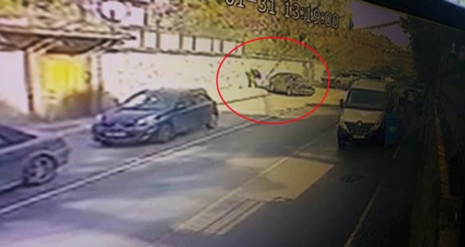 Üsküdar'da 1 Ölü, 1 Yaralının Olduğu Feci Kaza Anı Kamerada