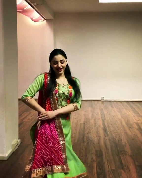 German girl's mast indain dance