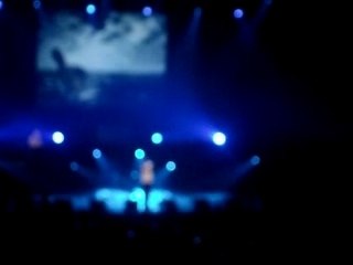 COMME UNE BOUTEILLE A LA MER (DOME) 23.11.07 LEA AU PIANO