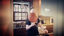 Elle tourne un ballon de basket en cuisinant !!