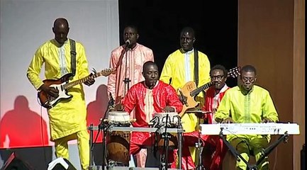 La belle prestation de Youssou Ndour devant Rihanna au CICAD