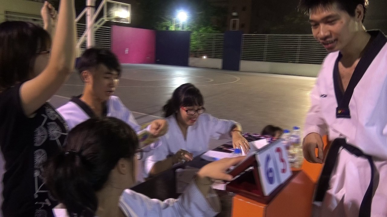 CLB Taekwondo ĐH Thăng Long thứ 5 23-6-2016 sinh nhật 7 tuổi của clb 00044