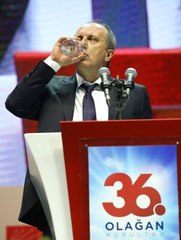 CHP'de İmza Krizi Aşıldı, Muharrem İnce'nin Adaylığı Kesinleşti