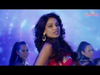 Proof: Bipasha Basu Is The Queen Of Item Songs In Bollywood