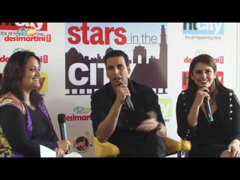 What Happened When Akshay Kumar Said I Love You To His School Teacher? #StarVaarWithJolly