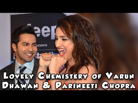 Lovely Chemistery of Varun Dhawan & Parineeti Chopra shown on HT Most Stylish Awards 2017