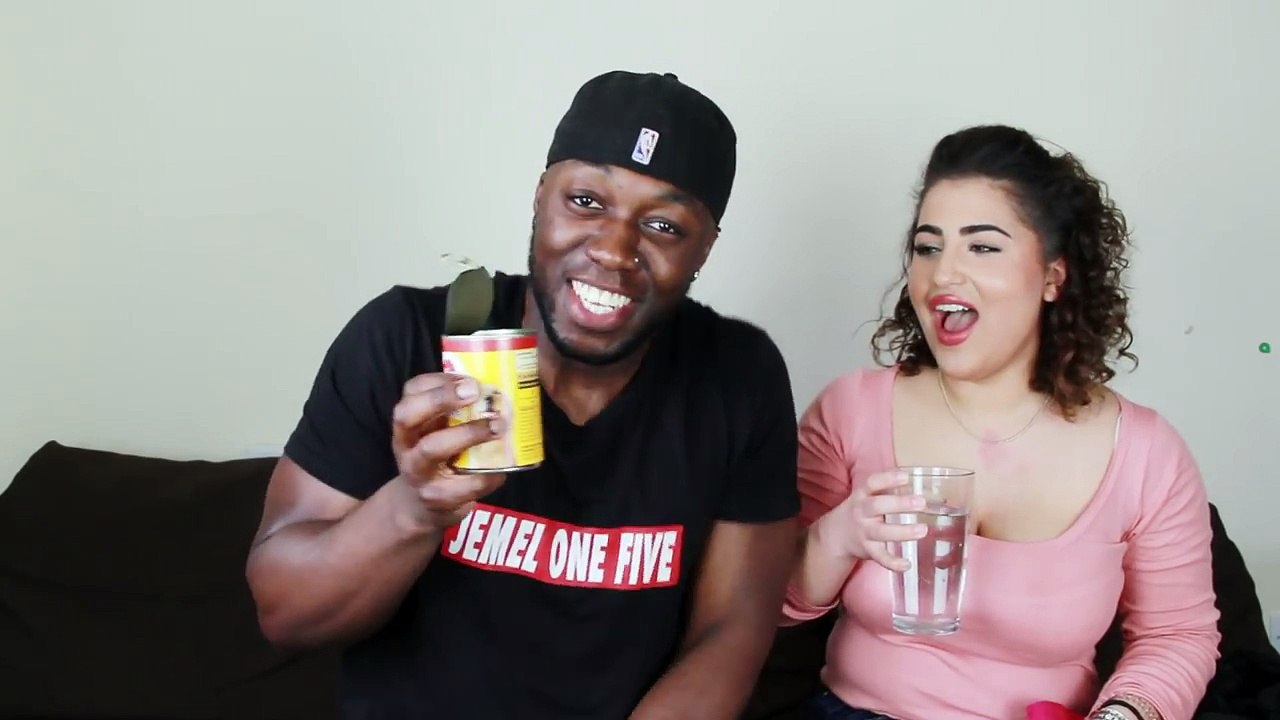 WHATS IN MY MOUTH CHALLENGE WITH MY GIRLFRIEND!!!