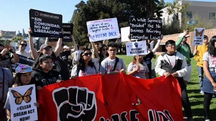 - Los Angeles’ta DACA’ya destek için toplandılar