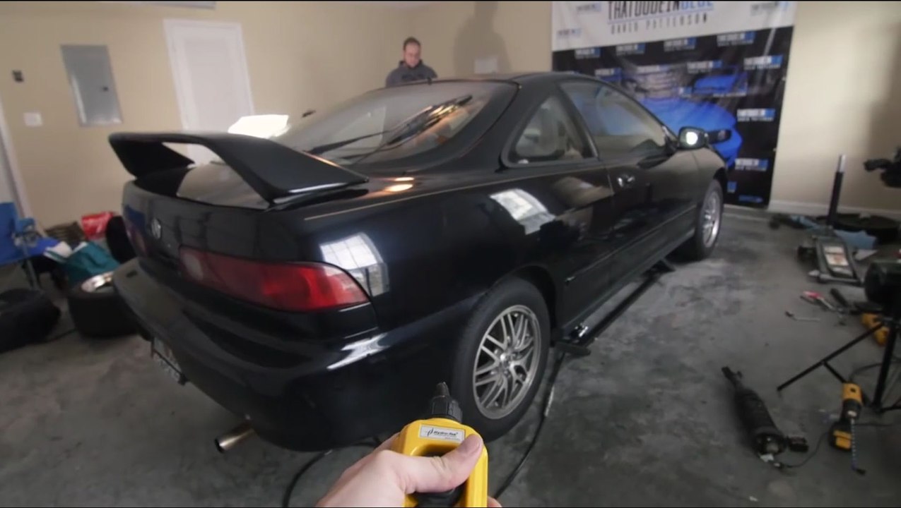Acura Integra Project Ep.4 - K tuned Shifter Install! (Friggin' Awesome Shifter)