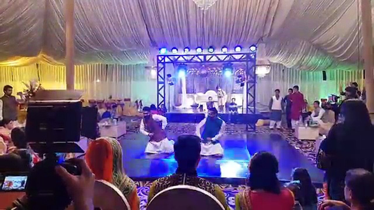 Best_mehndi_dance_2018