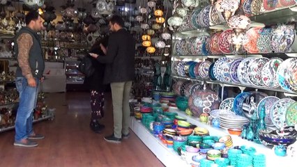 Kaleiçi'nde 30 esnaf kepenk kapattı, 25 işyeri el değiştirdi