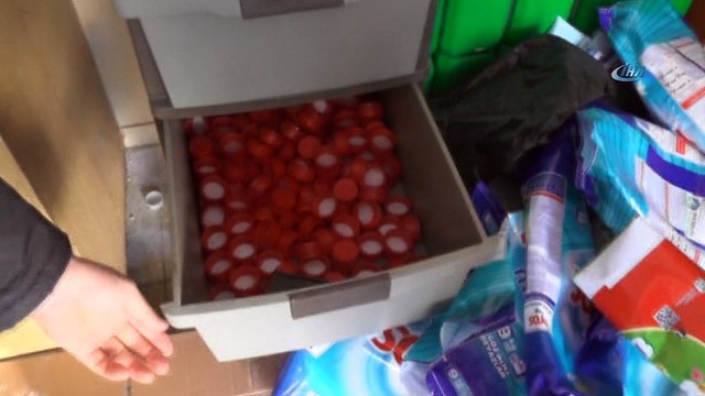 Mersin'de 10 ton sahte temizlik malzemesi ve şampuan ele geçirildi