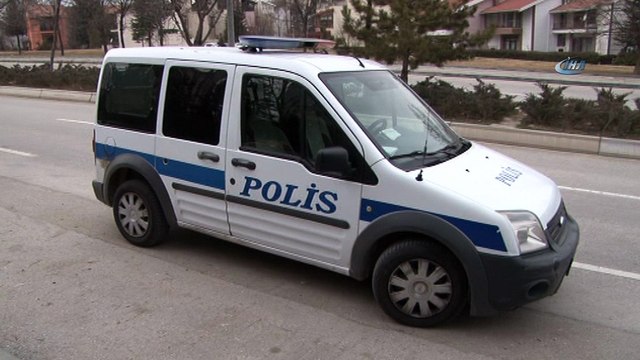 Emekli astsubay apartmanın havalandırma boşluğunda ölü bulundu