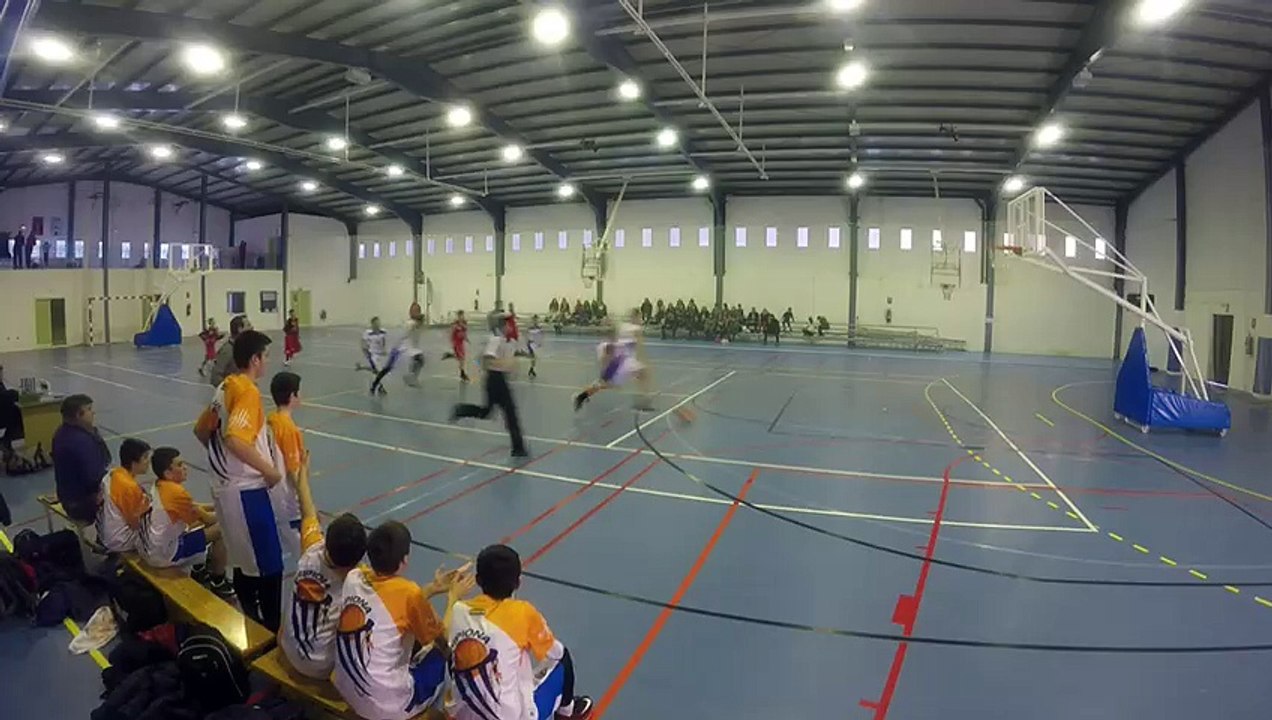 CONTRAATAQUE DE LUCAS VALDÉS CON BUEN FINAL.