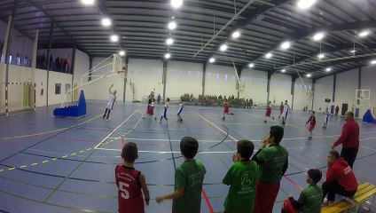 GRAN PARTIDO DE MARIO OLIVA, 27 PUNTOS.