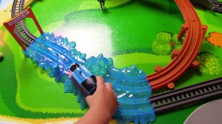 Thomas and Friends | Trackmaster Treasure Chase Wooden Railway Combo Track! Fun Toy Trains for Kids