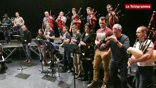 Kevrenn Alré. La route du championnat commence à Athéna