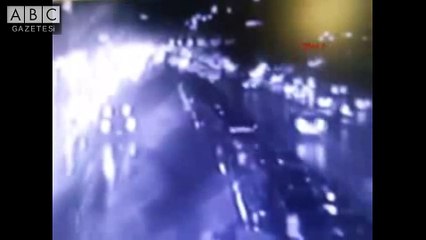 Haramidere'de metrobüs kazası: Çok sayıda