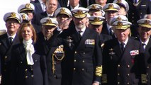 Felipe VI y el Rey Emérito visitan el buque 'Elcano'