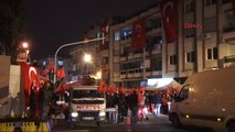 İzmir NATO Kışlası Önünde Türk Bayraklı Protesto