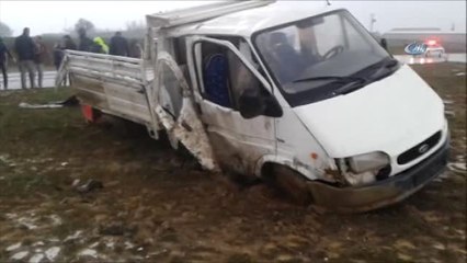 Maden İşçilerini Taşıyan Kamyonet Devrildi: 7 Yaralı