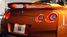 日産 R35 GT-R 2017モデルの右ハンドル仕様が世界初公開！