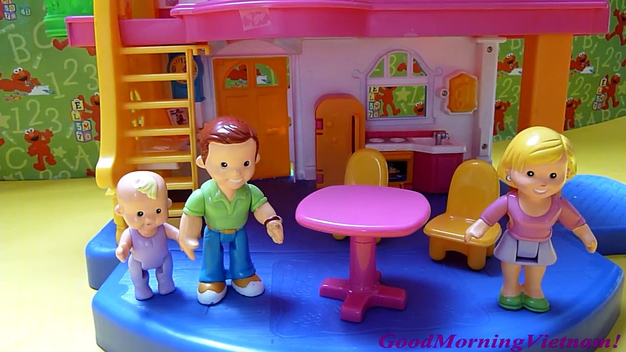 Nhà Búp Bê Baby | Đồ chơi | Gia đình Heo Peppa -Quà tặng trứng bất ngờ chuột Minnie | Chị Bí Đỏ