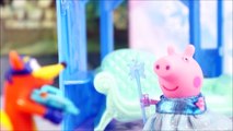 Pig George e Peppa Pig Sonho de Princesa Disney Castelo Frozen! Novelinha em Portugues KidsToys