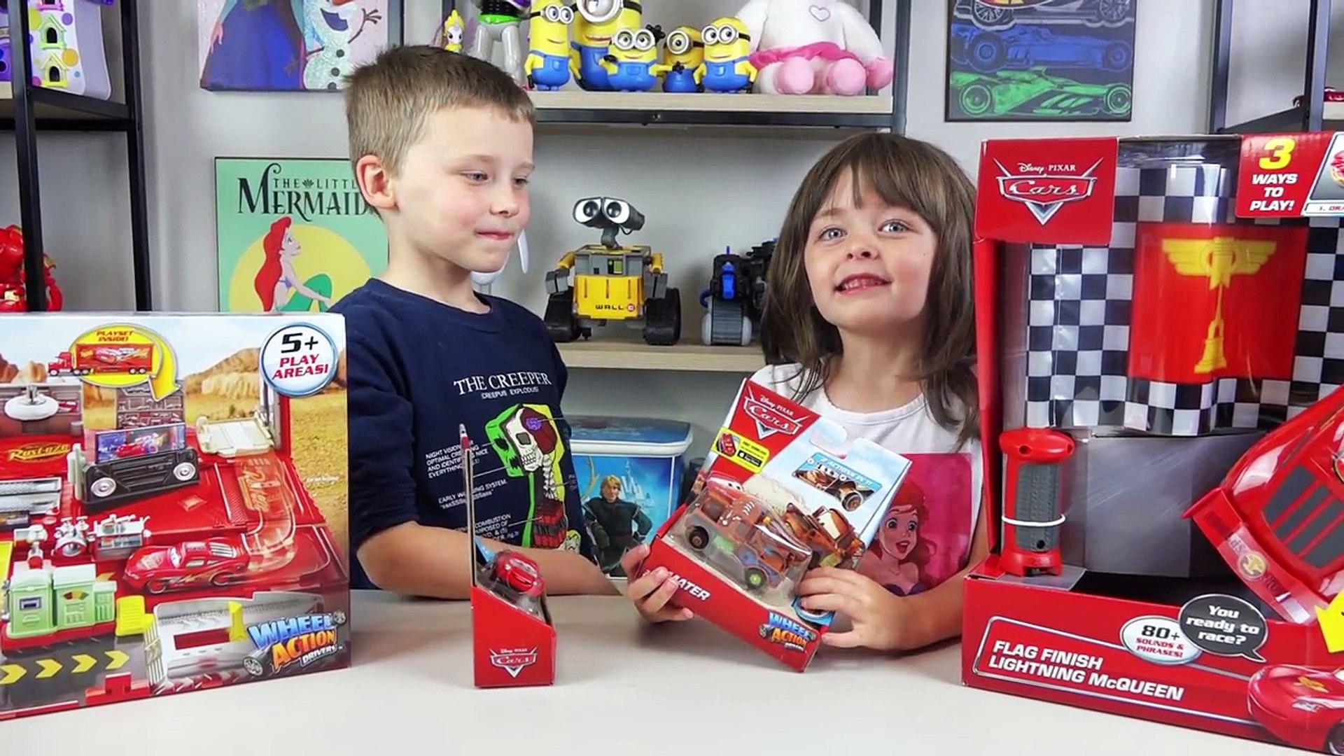 flag finish lightning mcqueen