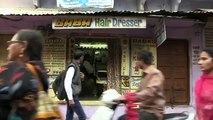 O barbeiro 'cósmico' que se transformou em celebridade internacional graças ao YouTube