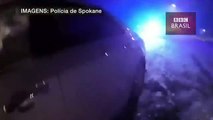 O tenso momento do resgate de uma mulher presa em um carro em chamas