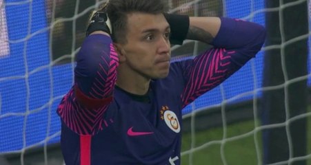 Galatasaraylı Muslera, Beşiktaş'ın 13 Katı Kafa Golü Yedi