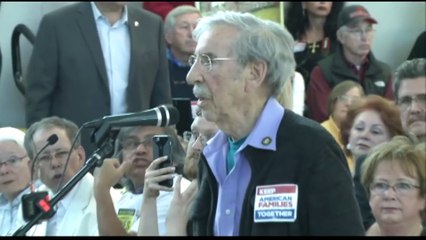 Holocaust Survivor Slams Trump's ICE Director In A Speech That Is Now Going Viral