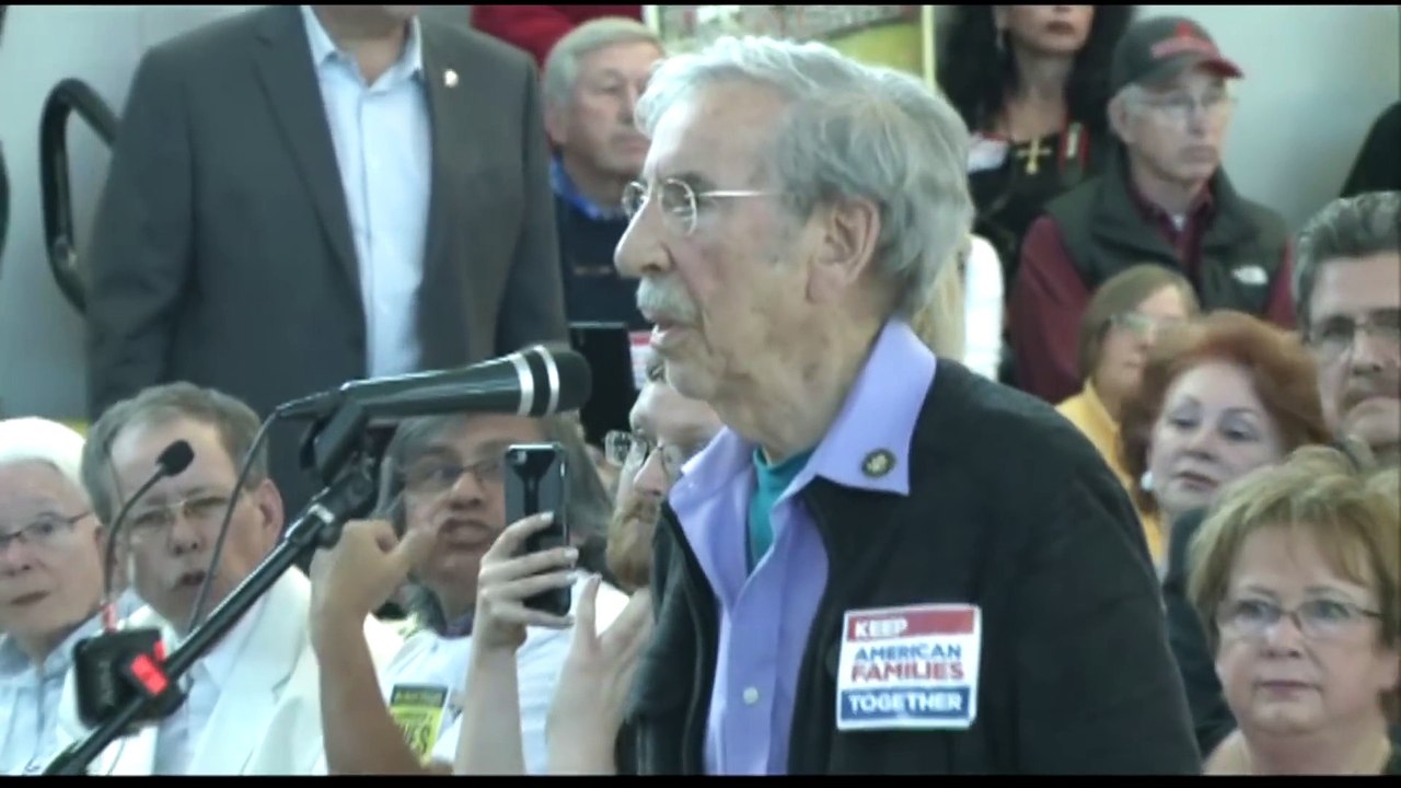 Holocaust Survivor Slams Trump's ICE Director In A Speech That Is Now Going Viral